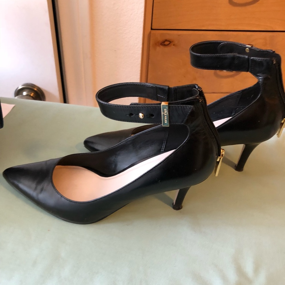 Shoe